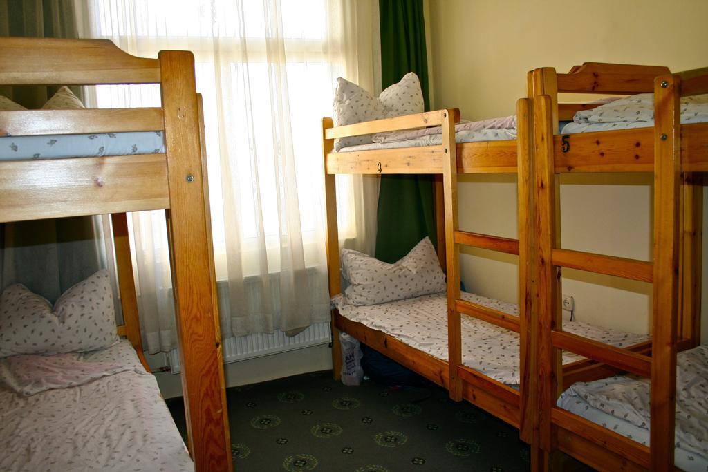 Golden Gobi Hostel & Tours Ulán Bator Habitación foto